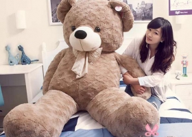 Cửa Hàng Gấu Bông Khuyến Mãi Quà Tặng Chào Mừng 8/3