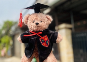 Cùng cửa hàng gấu bông mang đến món quà ý nghĩa cho những bạn sinh viên trường Cao đẳng NovaCollege
